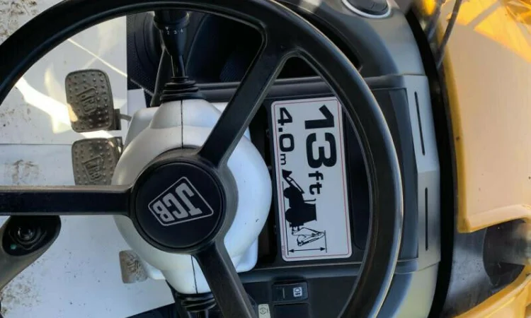 Экскаватор погрузчик JCB 3CX Contractor. Максимальная комплектация - фото № 7