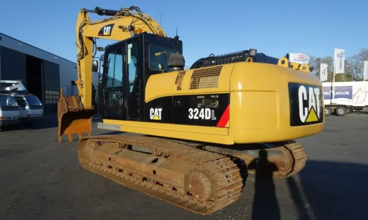 Гусеничный экскаватор CAT 324 DL - фото № 18