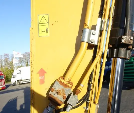 Гусеничный экскаватор CAT 324 DL - фото № 12