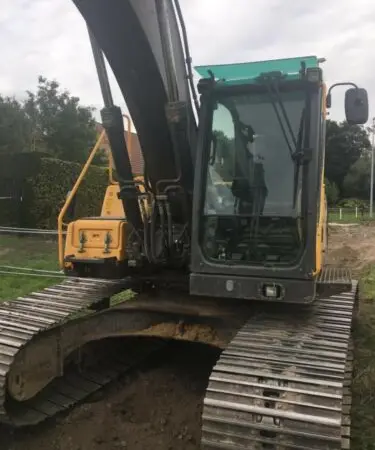 Гусеничный экскаватор Volvo EC 210LC - фото № 7