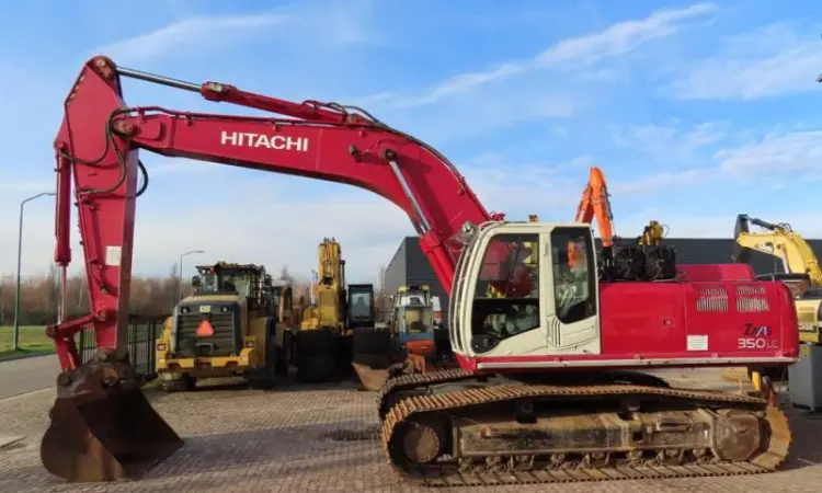 Гусеничный экскаватор Hitachi ZX 350LC-3 2010 года - фото № 1
