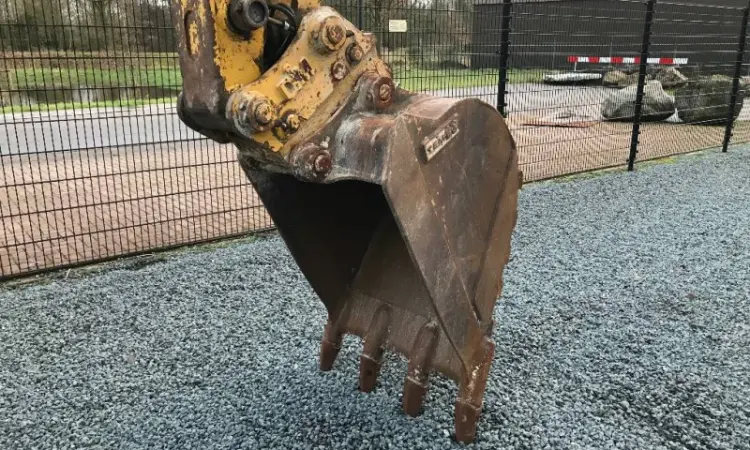 Колесный экскаватор Komatsu PW 160-7 - фото № 7