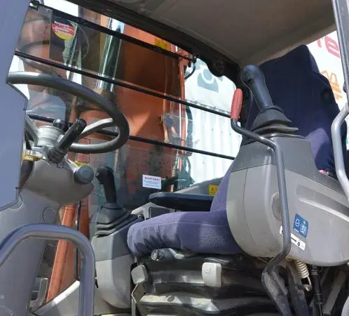 Колесный экскаватор Hitachi ZX170W-3 2009 года - фото № 4
