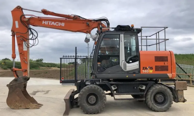 Колесный экскаватор Hitachi ZX 140 W-3. Колесный экскаватор б/у - фото № 2