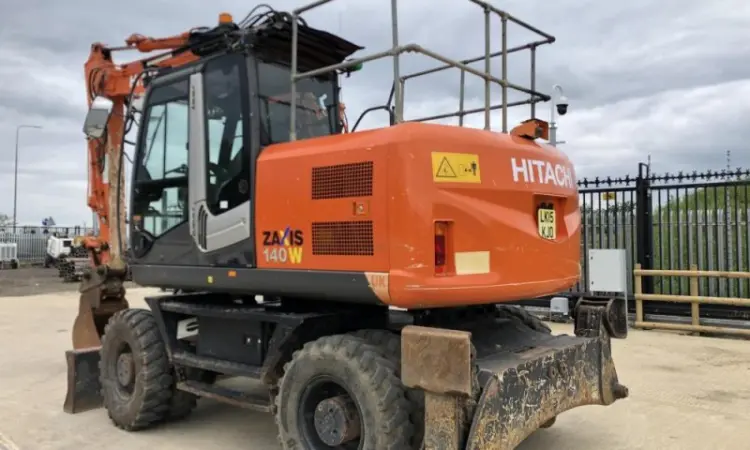 Колесный экскаватор Hitachi ZX 140 W-3. Колесный экскаватор б/у - фото № 8