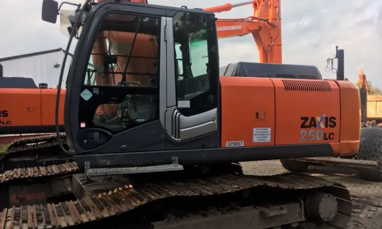 Гусеничный экскаватор Hitachi ZX250 Long Reach - фото № 3