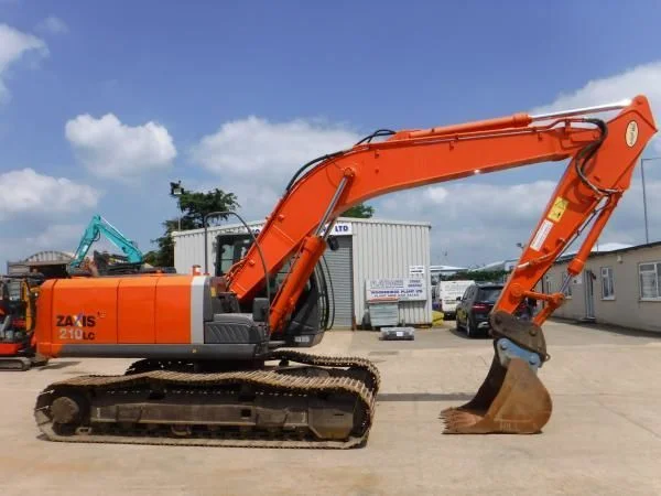 Предлагаем гусеничный экскаватор Hitachi Zaxis 210LC-3 - фото № 3