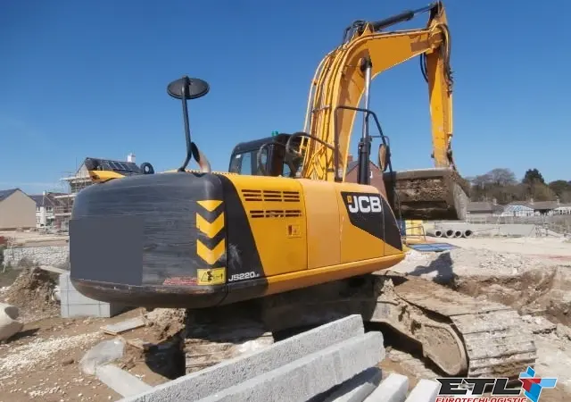 Гусеничный экскаватор JCB JS220 LC 2013 г - фото № 4