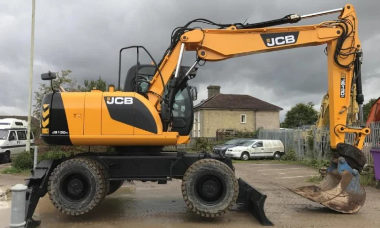 Колесный экскаватор JCB JS130W. Спецтехника б/у - фото № 5