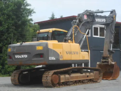Гусеничный экскаватор Volvo EC 210 CNL - фото № 9