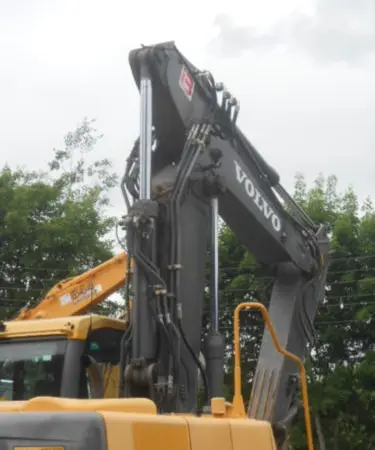 Гусеничный экскаватор Volvo EC 210 CNL - фото № 3