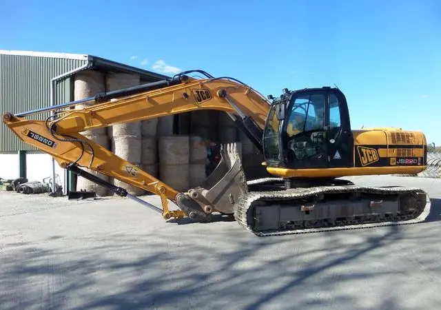 Гусеничный экскаватор JCB JS220 LC 2009 года - фото № 1