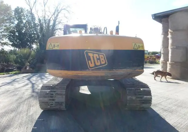 Гусеничный экскаватор JCB JS220 LC 2009 года - фото № 3