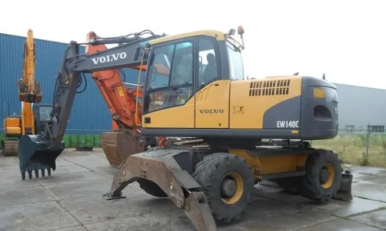 Колесный экскаватор Volvo EW140C - фото № 3
