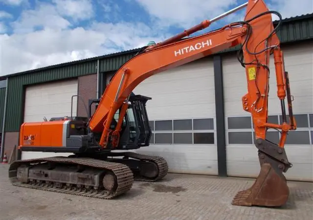 Гусеничный экскаватор Hitachi ZX280LC-3 - фото № 10