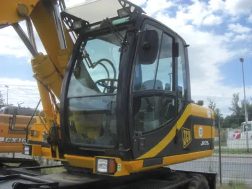 Колесный экскаватор JCB JS 175W по доступной цене - фото № 6