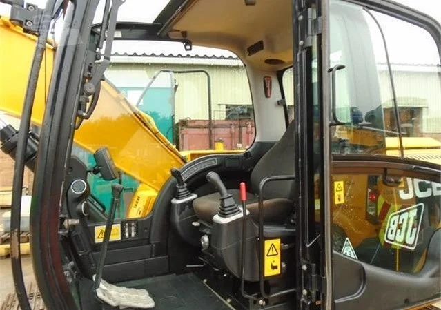 Предлагаем гусеничный экскаватор JCB JS145LC - фото № 5