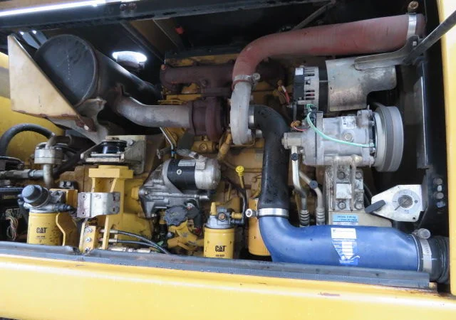 Колесный экскаватор Caterpillar M313D - фото № 4