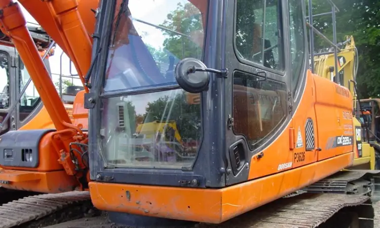 Гусеничный экскаватор Doosan DX225LC-3 2013 г.в - фото № 2