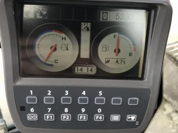 Гусеничный Экскаватор Hitachi ZX210LC-3 2012 г.в - фото № 6