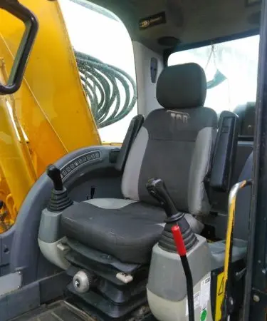 Гусеничный Экскаватор JCB JS140 - фото № 6