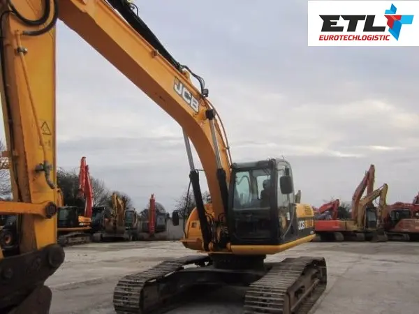 Гусеничный экскаватор JCB JS260LC. Спецтехника в Киеве - фото № 1