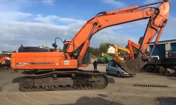 Гусеничный экскаватор DOOSAN DX 380LC-3 2013 года - фото № 18