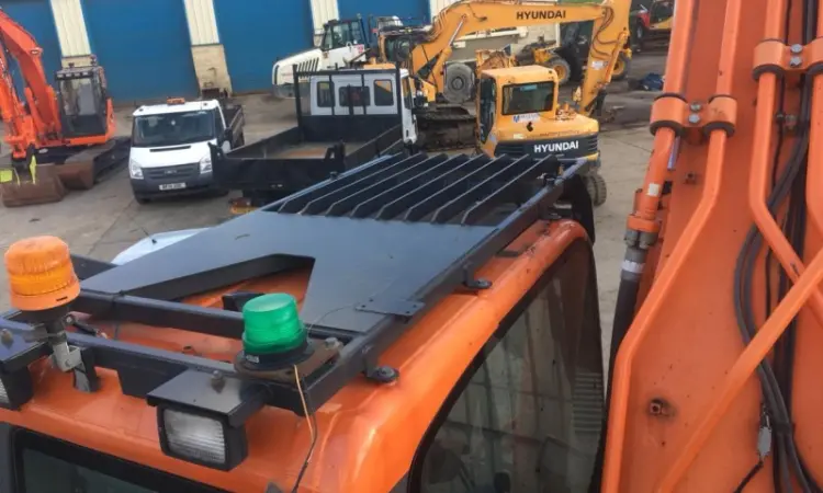 Гусеничный экскаватор DOOSAN DX 380LC-3 2013 года - фото № 5