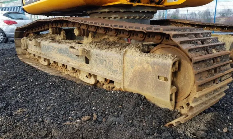 Гусеничный экскаватор JCB JS240LC - фото № 7