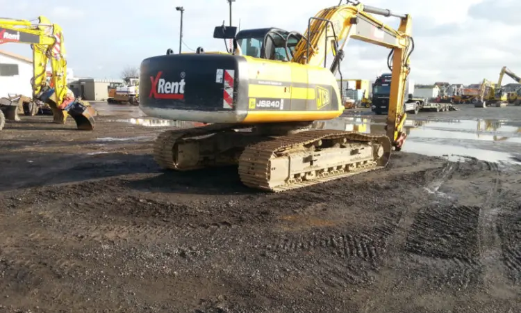 Гусеничный экскаватор JCB JS240LC - фото № 18