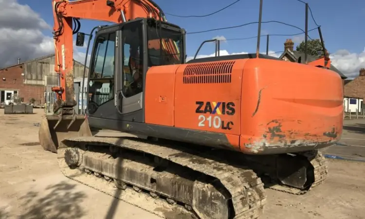 Гусеничный экскаватор Hitachi ZX210LC-3 - фото № 9