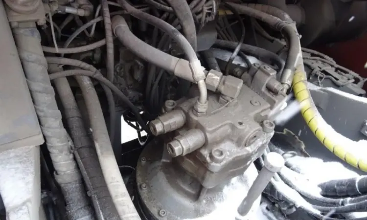Гусеничный экскаватор Hitachi ZX350LC-3 - фото № 9
