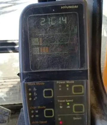 Гусеничный экскаватор Hyundai R210LC-7 - фото № 3
