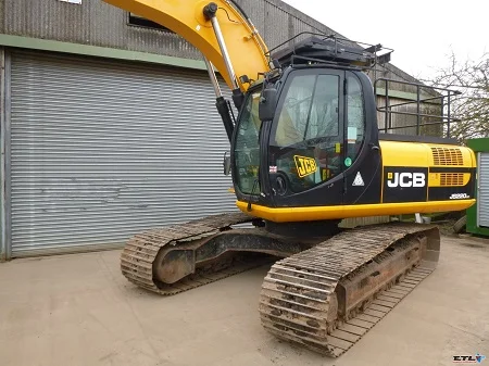 Гусеничный экскаватор JCB JS220 LC. Английская комплектация - фото № 3