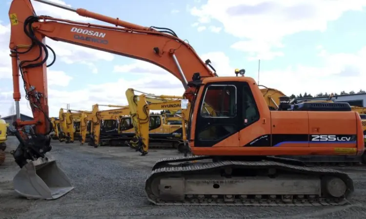 Гусеничные экскаватор Doosan Solar 255LC V - фото № 6