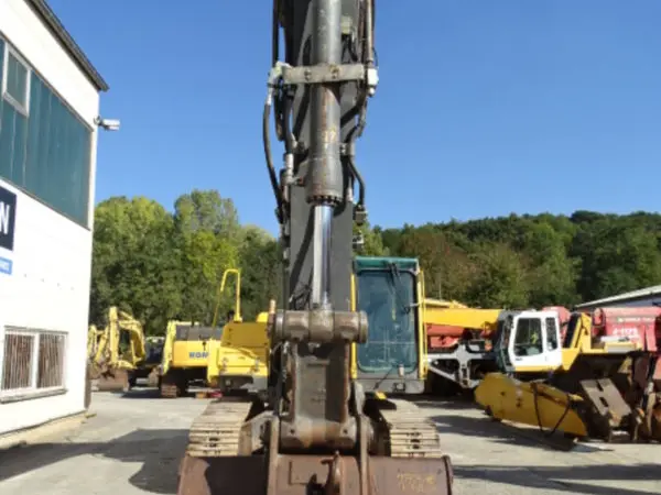 Гусеничный экскаватор Volvo EC290BNLC - фото № 14