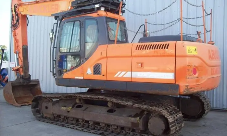 Гусеничный экскаватор DOOSAN DX225LC 2011 года - фото № 3