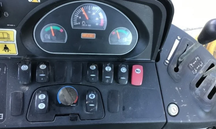 Экскаватор-погрузчик Caterpillar 434f - фото № 9