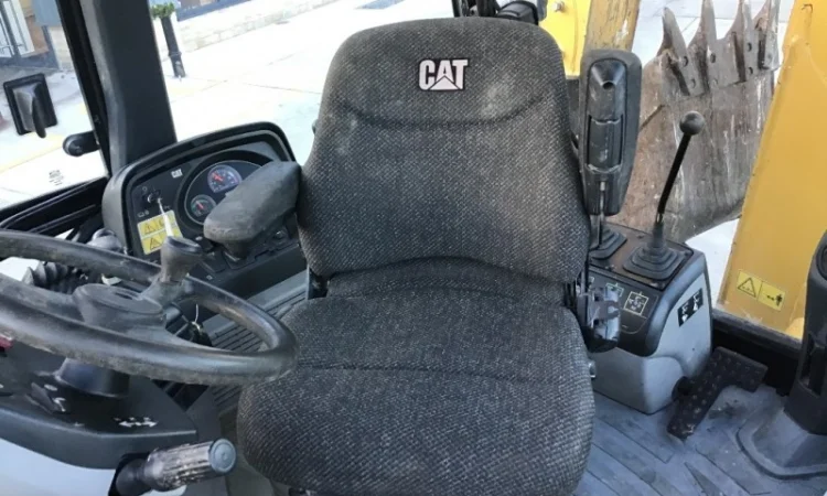 Экскаватор-погрузчик Caterpillar 434f - фото № 6