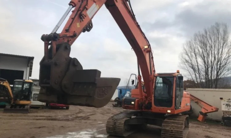 Гусеничный экскаватор Doosan DX 225 LC. Строительная техника б/у - фото № 12