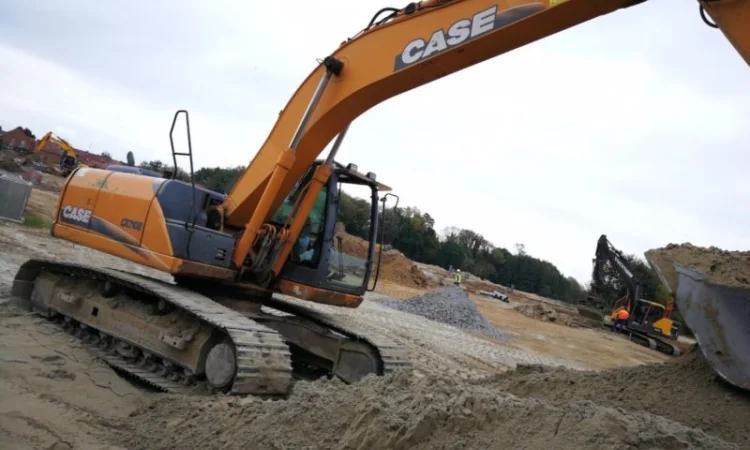 Гусеничный экскаватор Case CX210B - фото № 1