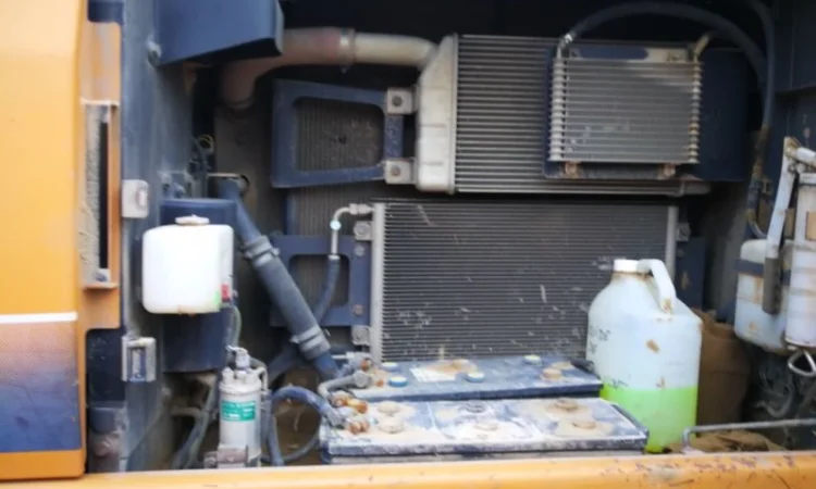 Гусеничный экскаватор Case CX210B - фото № 6