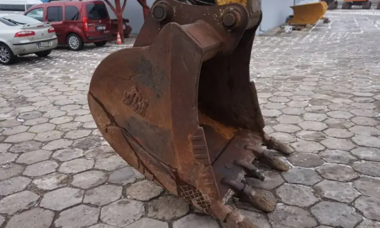Гусеничный экскаватор JCB JS 360 LC - фото № 9