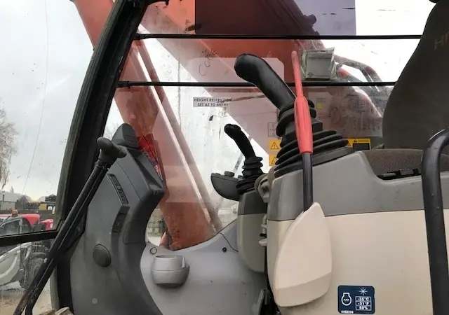 Гусеничный экскаватор Hitachi ZX 350LC-5 - фото № 7