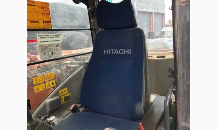 Гусеничный экскаватор Hitachi ZX 210 LC-3 2011 года - фото № 6