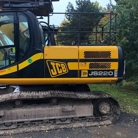 Гусеничный экскаватор JCB JS220 LC в Украине - фото № 5