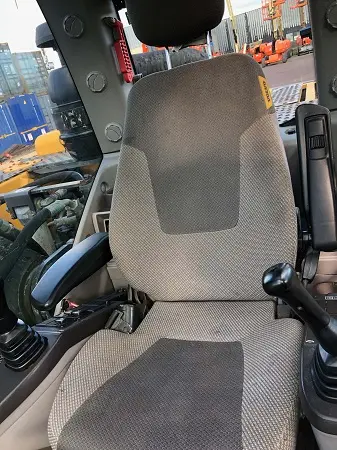 Гусеничный экскаватор Volvo EC 210 C L - фото № 7