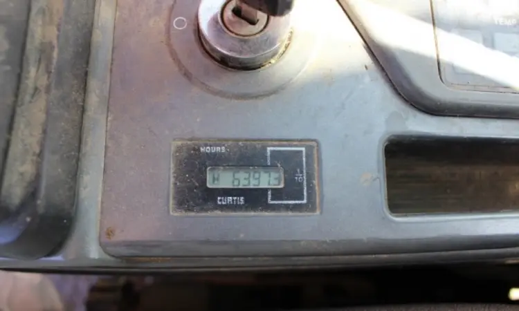 Гусеничный экскаватор Doosan DX 225 LC. Гусеничный экскаватор Doosan - фото № 8