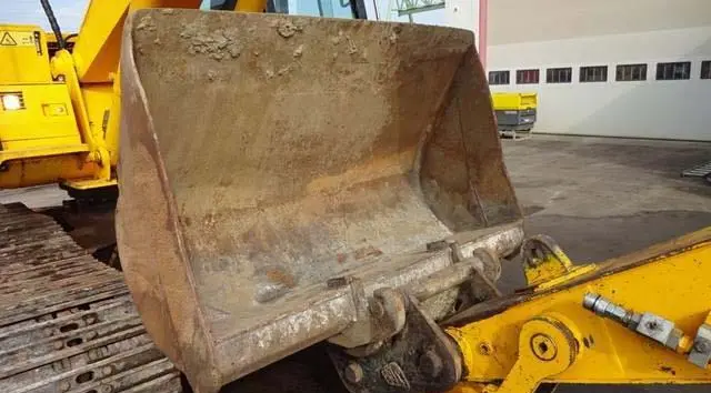 Гусеничный экскаватор JCB. Гусеничный экскаватор JCB JS 220LC - фото № 12
