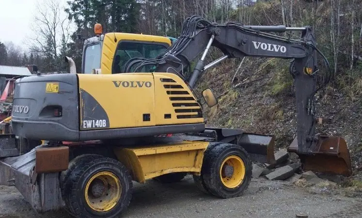 Колесный экскаватор Volvo EW140B в Украине - фото № 14